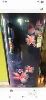 New fridge for sale 6 months use only