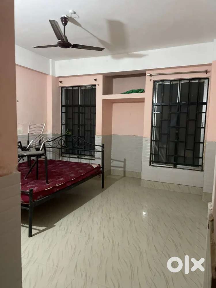 Independent 2bhk house bormotoria