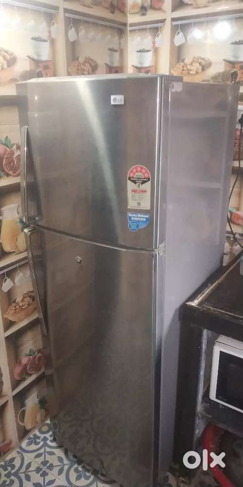 good condition fridge and 100% cooling properly, and Double door..