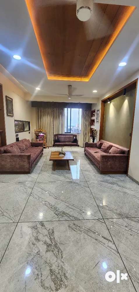 3 bhk luxurious pent house prime location vastral