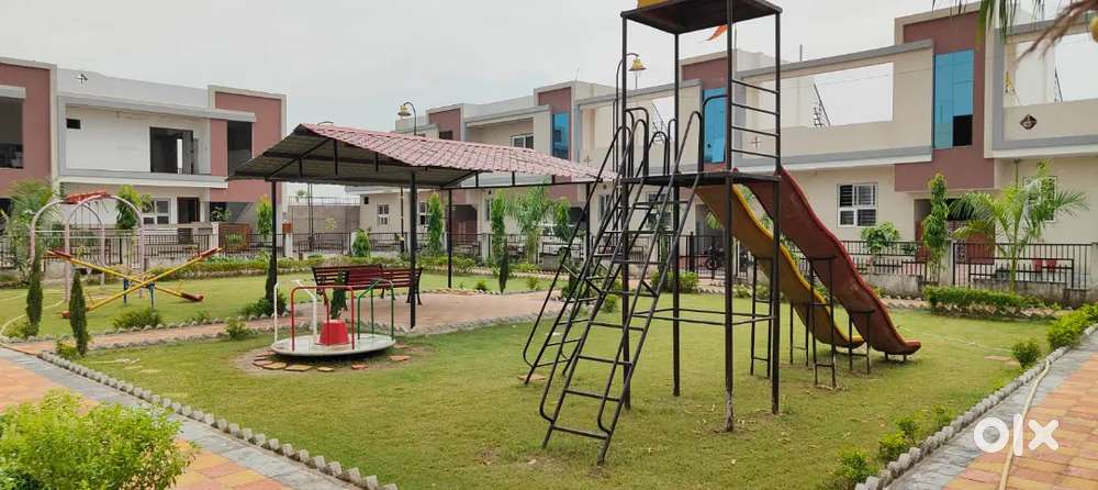 3 bhk semi  furnished semi duplex villa