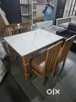 New 4sit dinning table