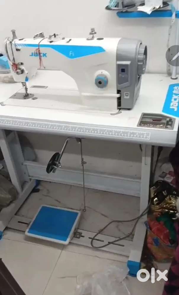 Jack F5 Sewing machine