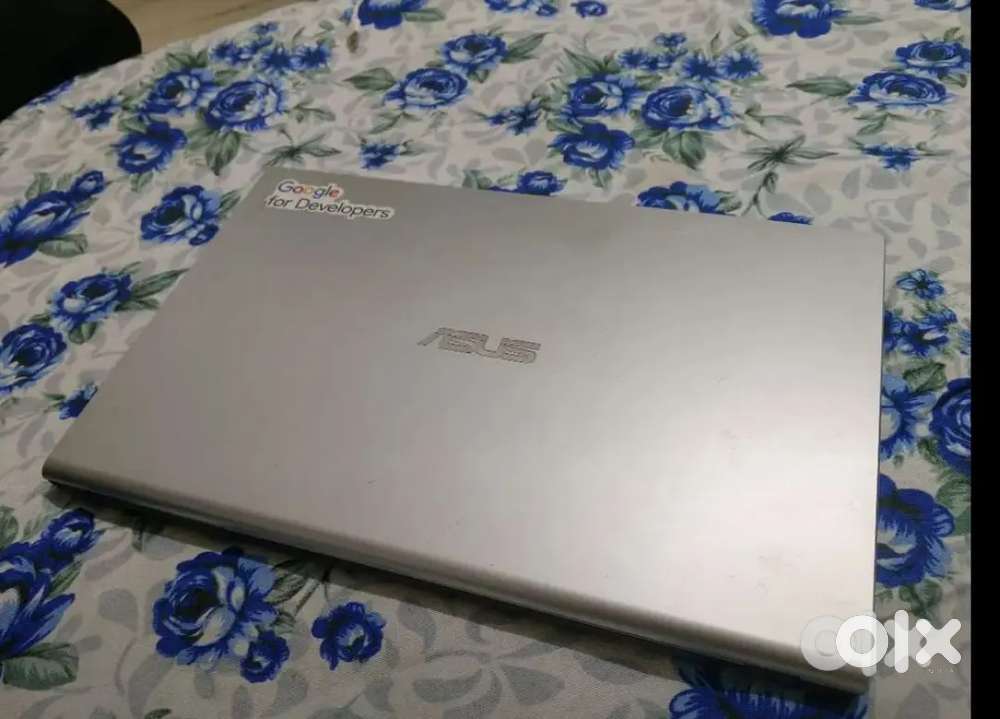 Asus vivobook 14