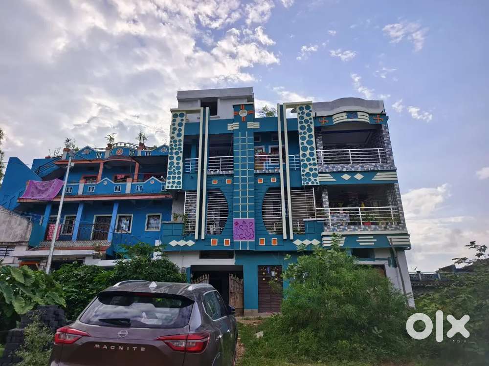 Spacious 2 bhk with huge balcony and 2 bathroom