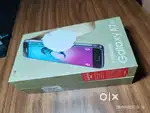 Samsung Galaxy A7 with box and accessories