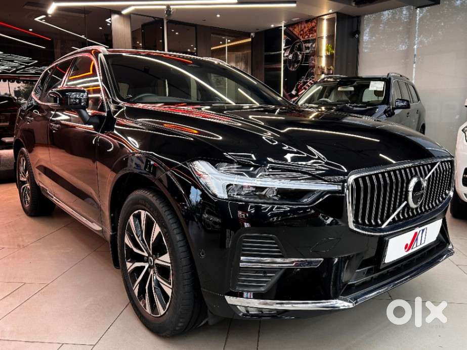 Volvo XC60 2.0 B5 Ultimate, 2024, Petrol