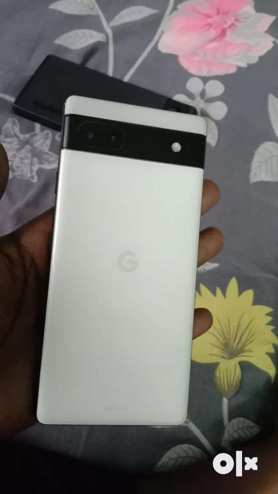 Pixel 6a with neat condition ... Box and cable available