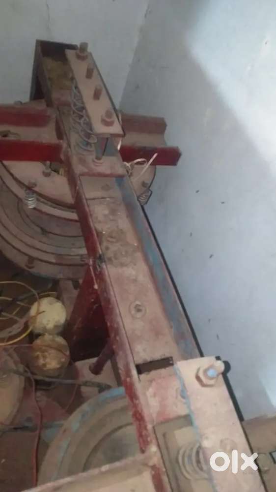 Paper plate machine
