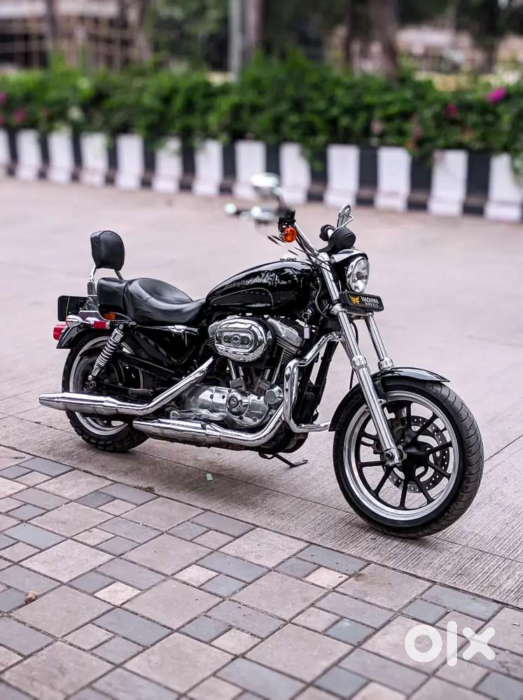 Harley Davidson superlow 883 Iron 883 super low 883 single owner