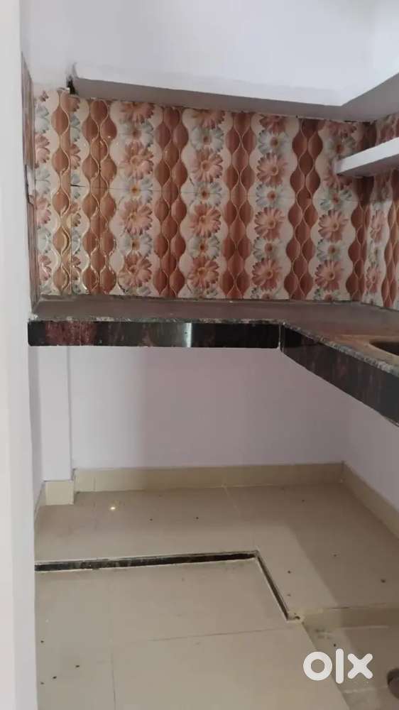 One room set available seperate 400 sq. Fit