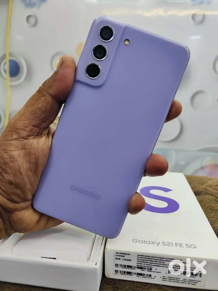 SAMSUNG S21 FE 5G (256GB)