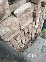 Old Bricks 200 Ya 250 Prics Hai