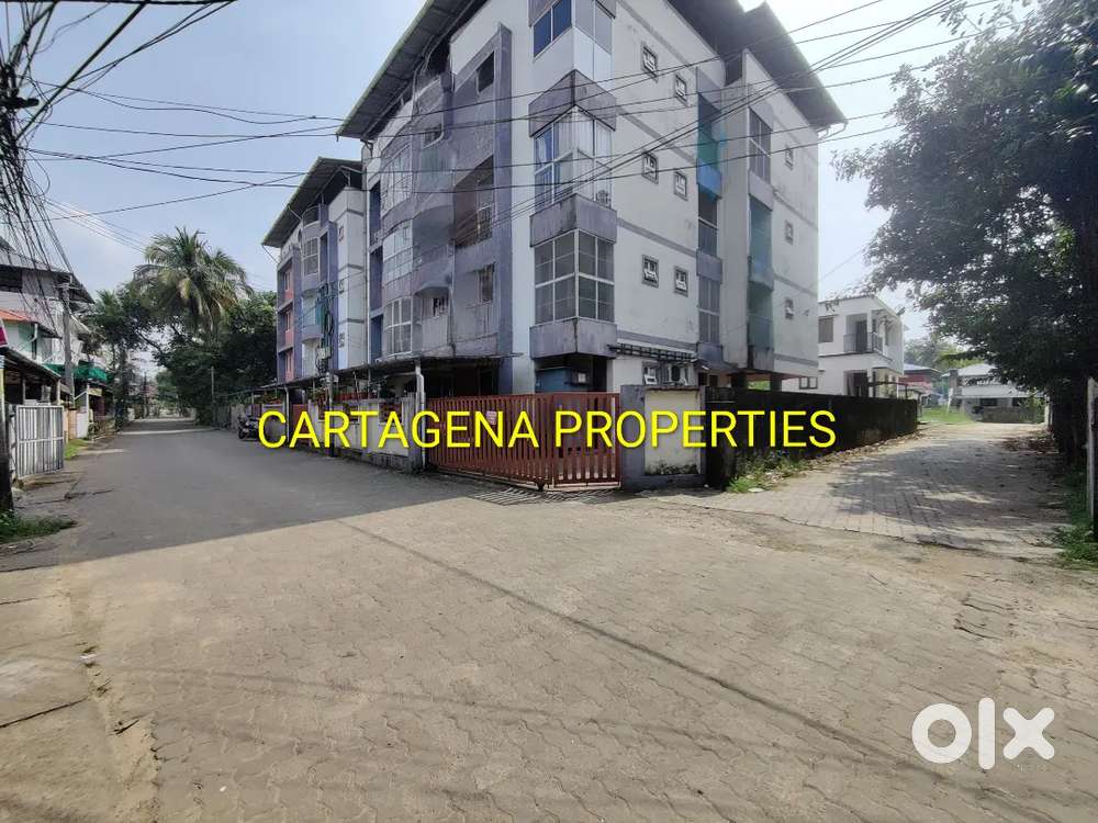 PREMIUM HOUSE PLOT, 6.5 CENTS, PETTAH, MARADU, ERNAKULAM, FULL / PART