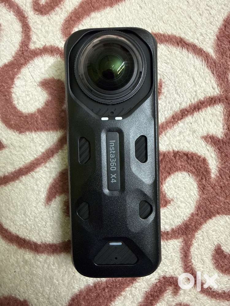Insta 360 X 4