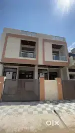 83 Gaj semi duplex villa available for sale near D Mart bindayka sirsi