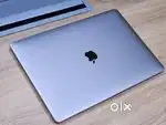 Apple Macbook Pro i7 32GB Ram 512GB Apple SSD Touchbar Touch ID