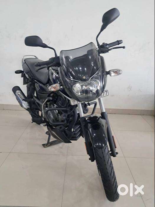 BAJAJ PULSAR 150 BLACK COLOUR