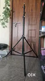 Ring light with stand