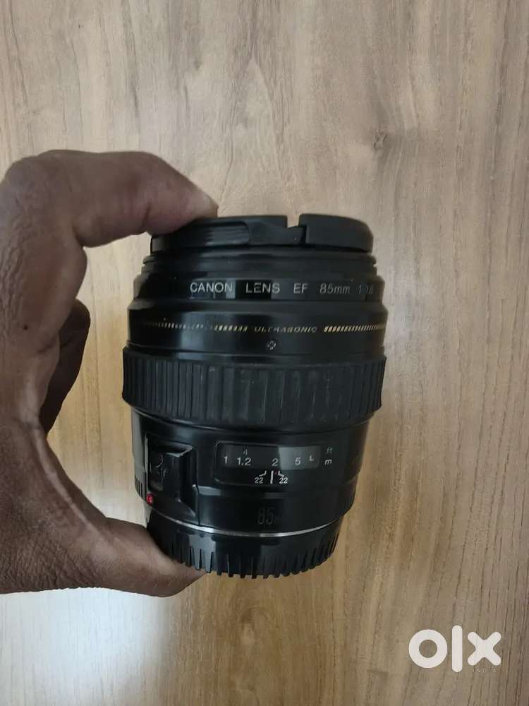 Canon 85mm Lens