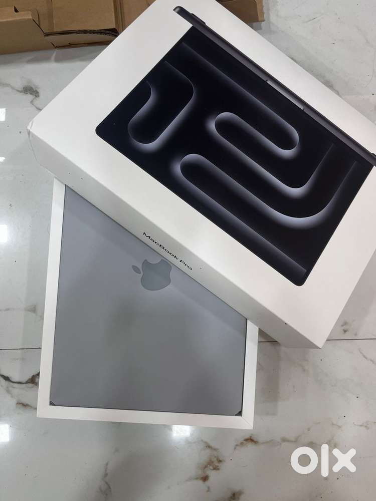 (Apple MacBook Pro M3 14-inch)