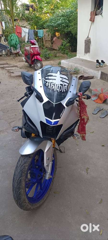 Yamaha R15 VM4