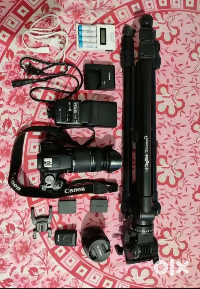 Canon 1300D Good condition all set with umbrella