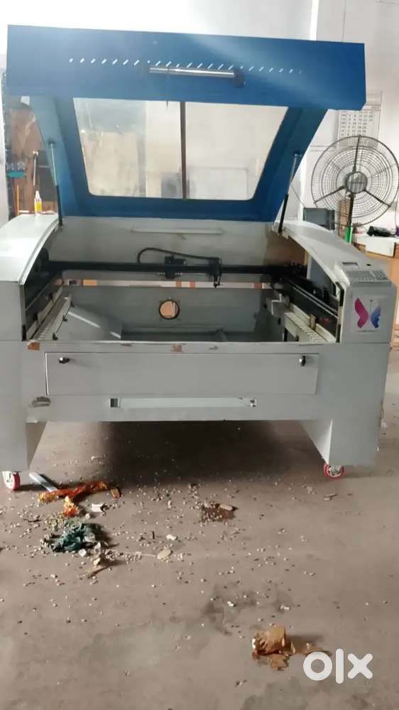 CO2 laser cutting machine and engraving machine 4x4