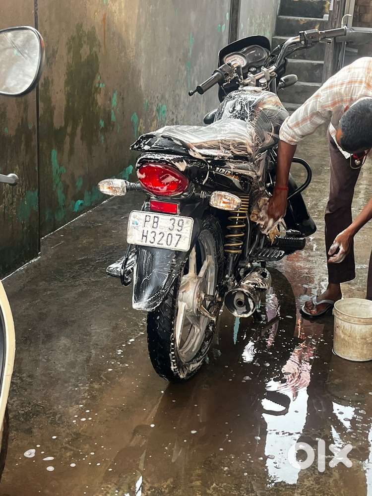 Bajaj Platina (urgent sale)