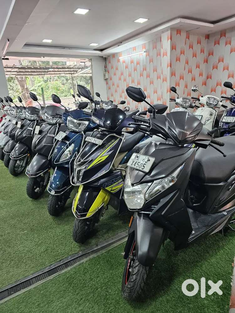 Immediately delivery Down payment ( 20,000) Honda Dio 2022 model