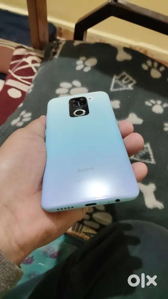 Redmi note 9 phone neet excellent condition with bill box og charger