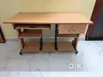 Computer table