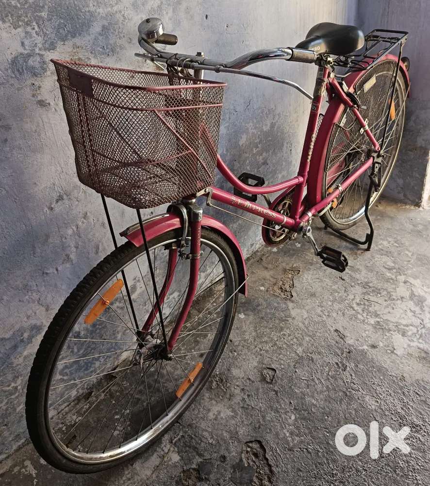 Hero Women/Girls Cycle in Pink colour(Second Hand)
