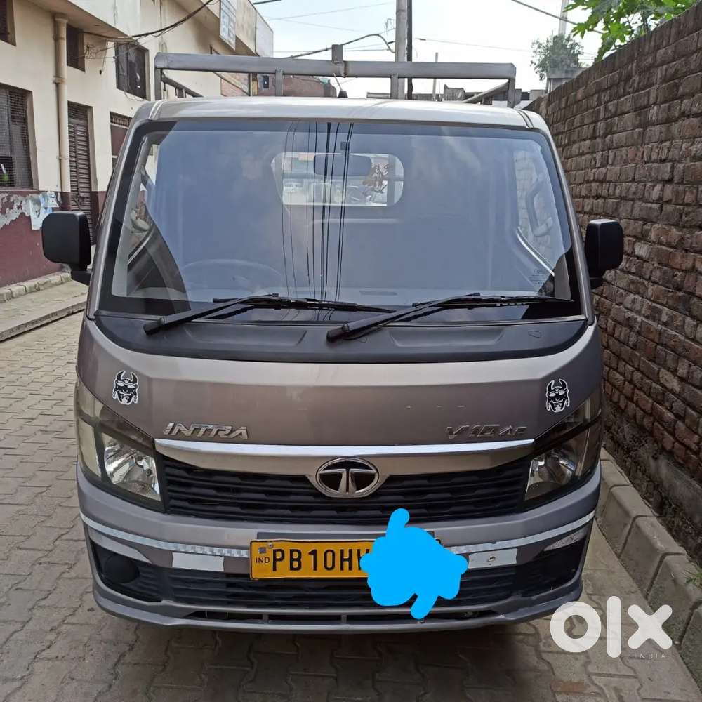 TATA INTRA V10 AC model Digel