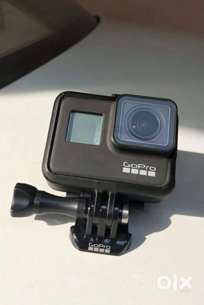GoPro Hero 7 Black - Like-new unused