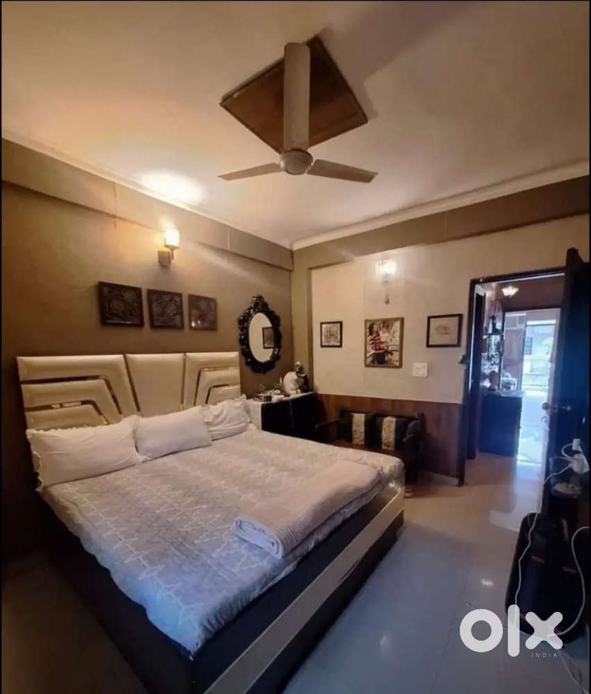 Independent house Airport Road Mirakot