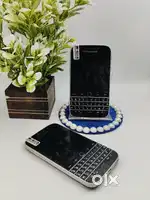 BLACKBERRY CLASSIC BRAND NEW UNUSED DEVICE WITH GENUINE BILL.