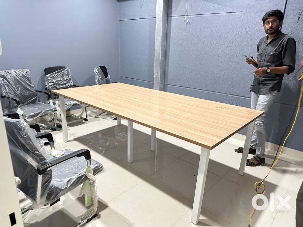 modular conference table for meeting room with conplete installation
