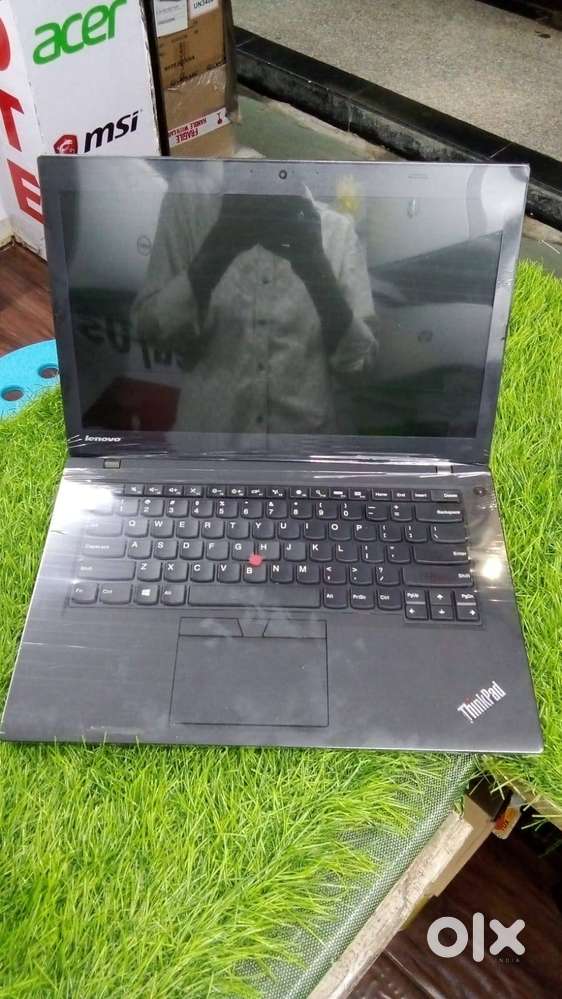 Lenovo Thinkpad T450 Intel core i5 5th gen. 8 gb ram 256 gb ssd 14 inc