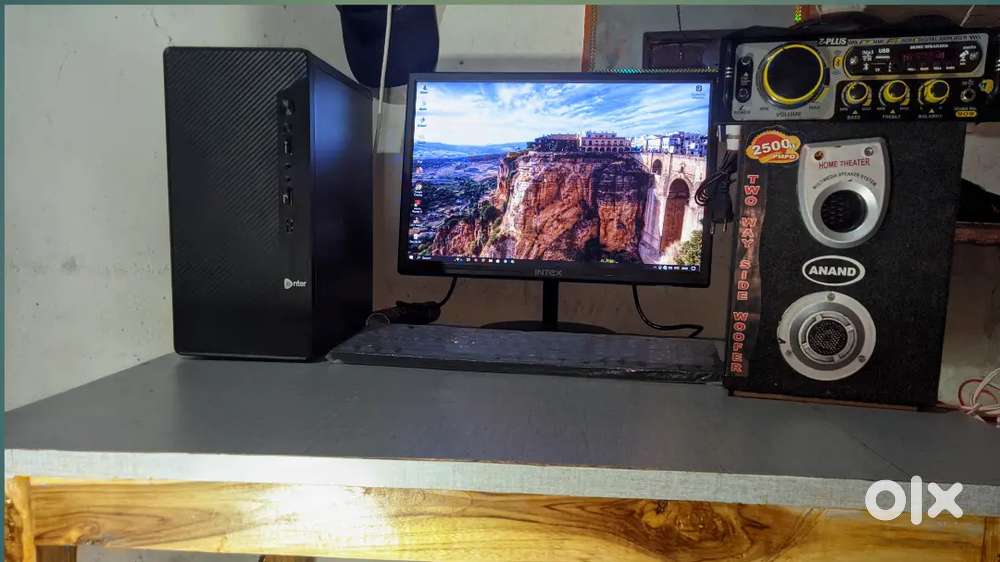All setup 24 days old CPU monitor keyboard speaker