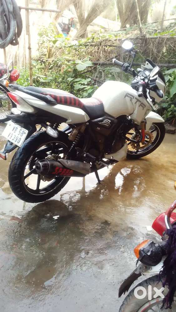 TVS RTR 180 Dual Disk