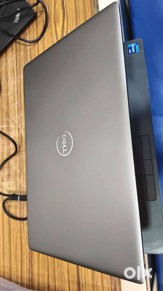 Dell Precision 7560 Workstation(Xeon W-11855M/32gb/1tbssd/15.6/fhd/6g