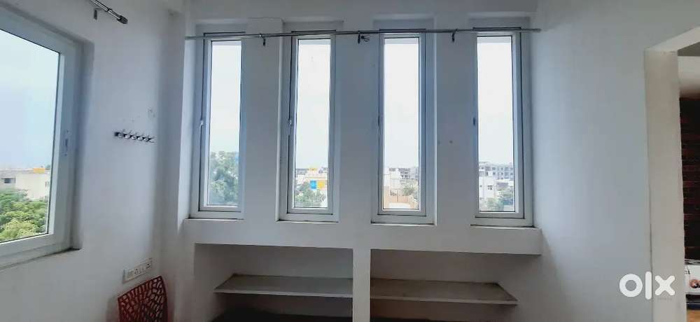 Single BHK available near SOZHING SEZ