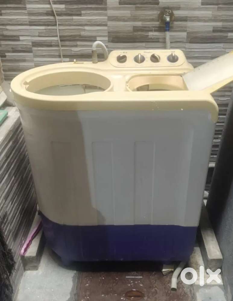 Whirlpool Semi Automatic Washing Machine Very Less Used Good Condition