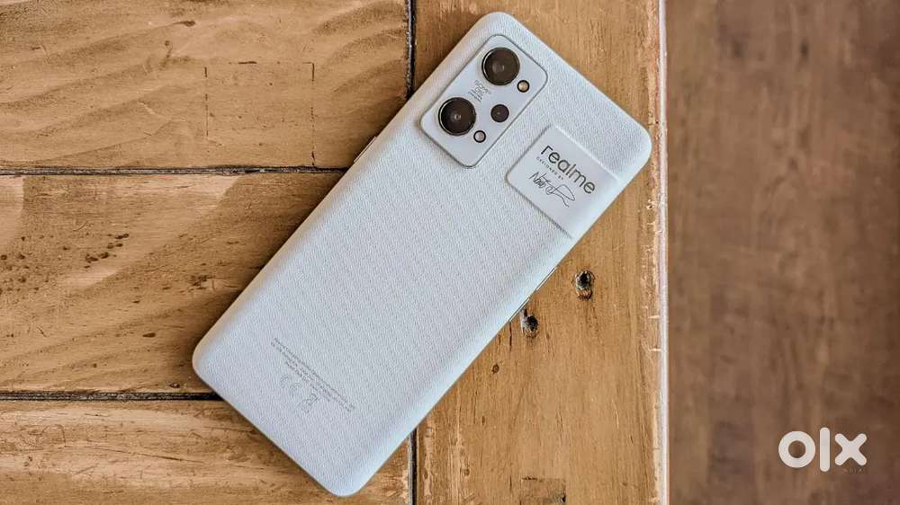 Realme gt2 8/128 gb 24000 ka phone  hai urgent sell karna hai