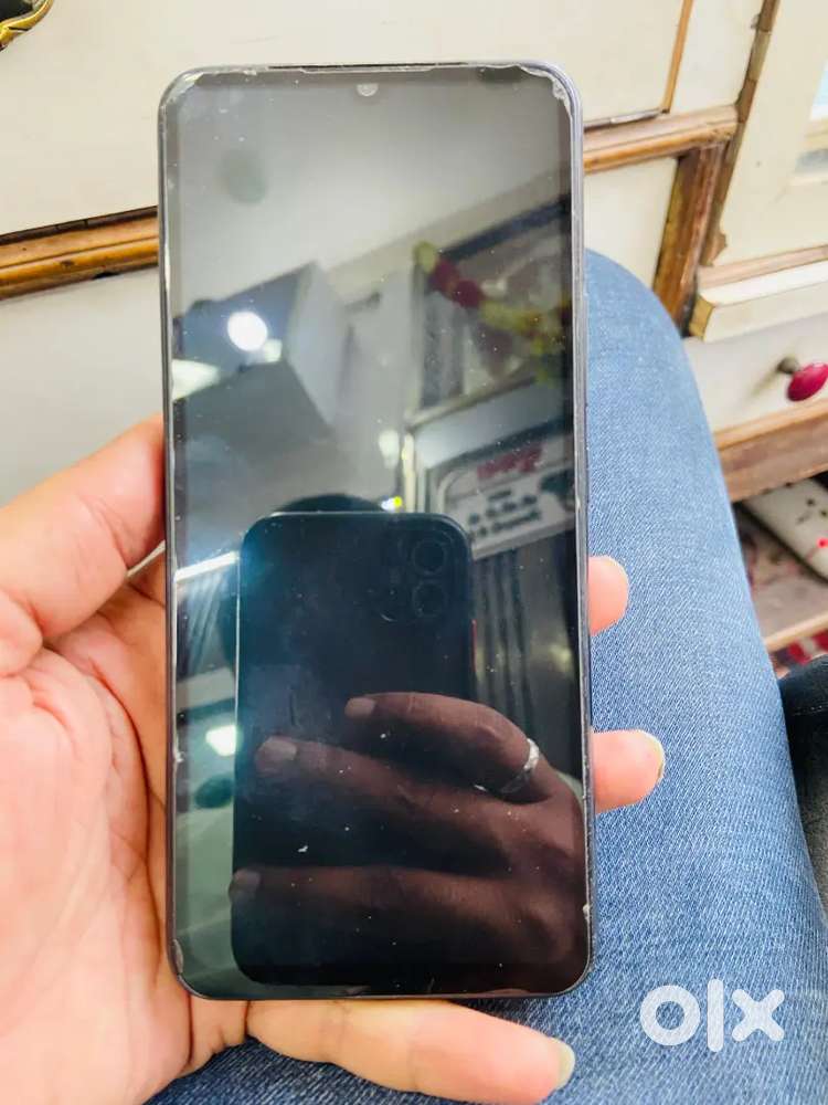 Good condition vivo y73