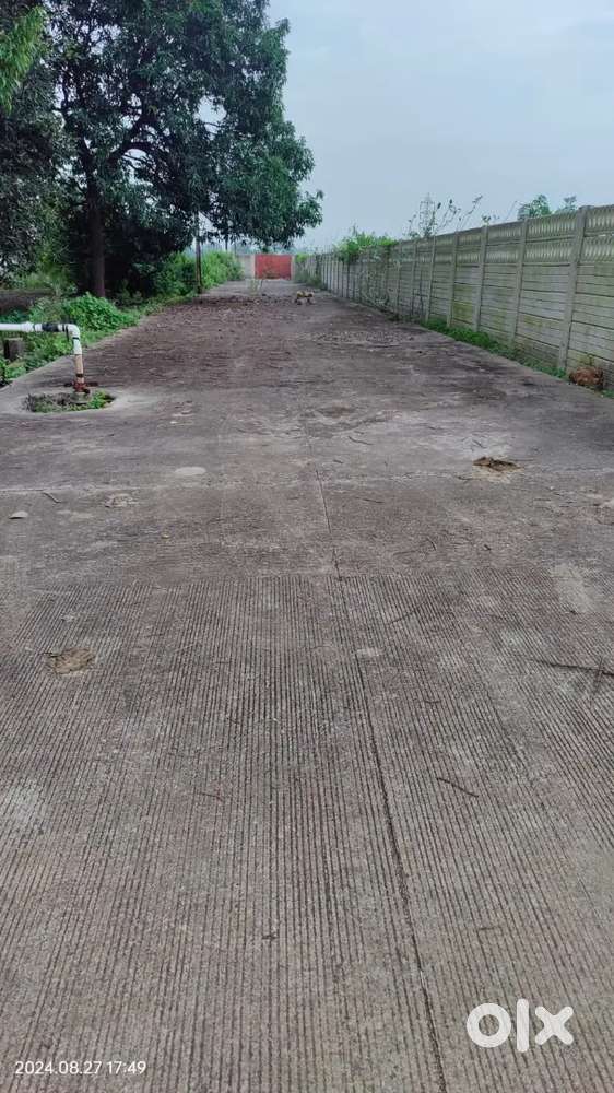 Sarkanda VIP Colony 2BHK Flat 2rd Floor Ready To Move Condition.