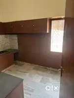 COMMERCIAL BUILDING AVAILABLE IN ERODE NMS COMPOUND