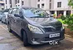 Toyota Innova 2009-2011 2.0 G4 Petrol 8-seater, 2012, Diesel