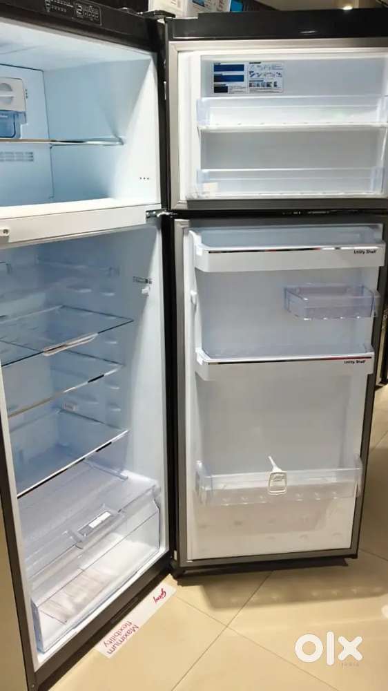 Whoolpool 3 door fridge in good condition